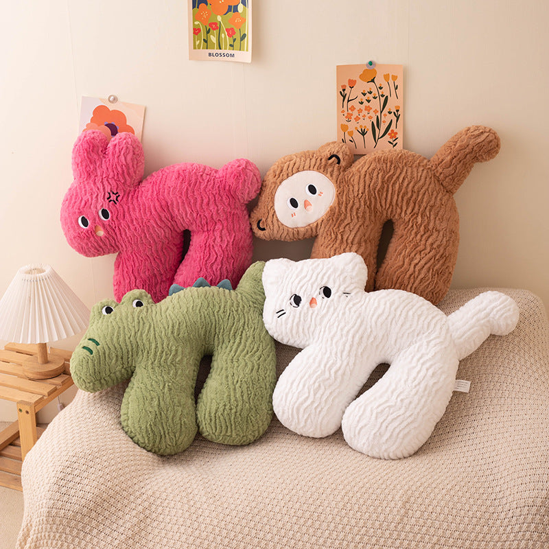 Each plush animal U-shaped pillow has a unique and eye-catching appearance, pink bunny, brown monkey, green crocodile or white cat. Comfortable and soft, suitable for various scenes